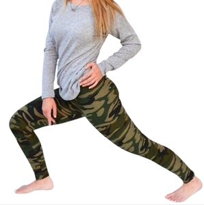 LEGGINGS DEPOT GREEN Camouflage Print Full length Leggings Size 12 NWT